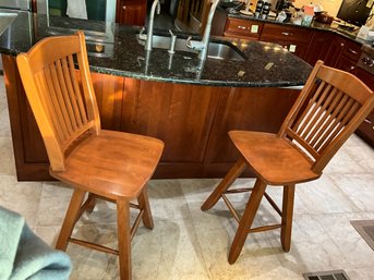 2 Canadel Solid Wood Counter Swivel  Bar Stools With Back