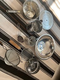 Kitchen Lot Strainers Colanders Steam Basket Sifters See Photos