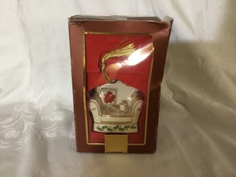 LENOX HOLIDAY HOME CHAIR ORNAMENT MINT IN ORIGINAL BOX