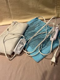 Lot Of 2 Heating Pads Both Tested And Work Great