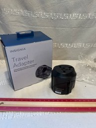 Insignia All-in-1 Universal Travel Adapter NS-TADPT1 With Original Box