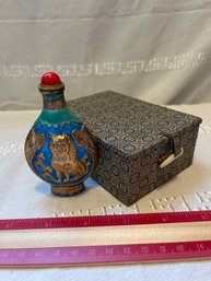 Vintage Chinese Foo Dog 3.5in SNUFF BOTTLE With ELEPHANTS Enameled Blue & Green On Brass With Box