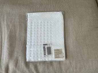 The Home Collection White Bath Mat Pianito White 100 Percent Cotton New In Package