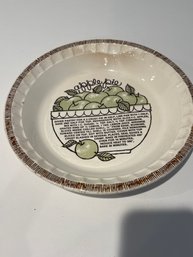 Vintage Royal China Jeannette Deep Dish Apple Pie Plate
