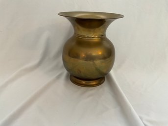 Vintage Unbranded Brass Spittoon Vase Pitcher 8 1/4' Tall X 7 1/2' Diameter