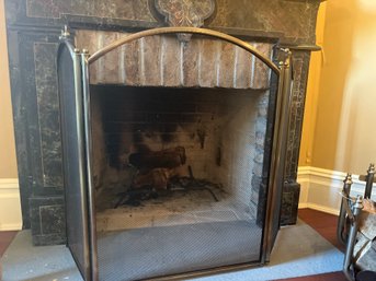 Lightweight 34 Inch Metal Fireplace Screen