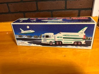 1999 Hess Truck And Space Shuttle With Satellite Play Vehicle New In Box