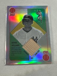 Bernie Williams Refractor Game Used Bat Relic Memorabilia Baseball Card 2003 Topps Chrome #BBCR BW Excellent