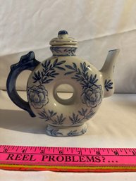 6.5 Inch Tea Pot Vintage Doughnut Chinoiserie Tea Pot Blue And White Floral