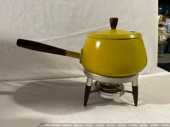 Vintage Mid Century Modern Yellow Fondue Pot Wooden Handle & Stand Legs With Burner