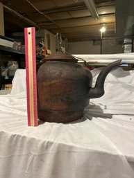 Vintage Large Iron Kettle 10x10