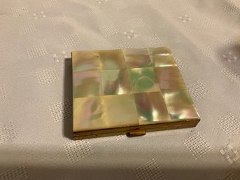 Stunning Vintage Mother Of Pearl Design Brass Make-up Compact With Mirror