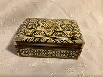 Vintage Marquetry Inlay Jewelry Trinket Box - Star Pattern