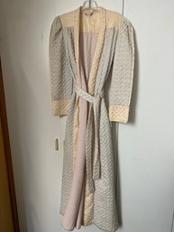 Carole Hotchman For Chevette Vintage Size Medium Robe Needs Repair