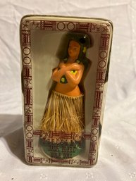 Vintage KC Company Hula Hawaii Dolls Porcelain Dash Board Hula Doll 8 Inches New In The Box