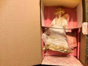 1988 Franklin Mint Maryse Nicole Heirloom Angel Doll With Tags In Box With Stand