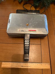 Villaware 2 Square Professional Belgian Waffler