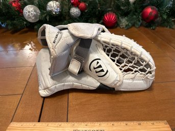 WARRIOR RITUAL G2 GOALIE CATCH GLOVE SIZE YOUTH