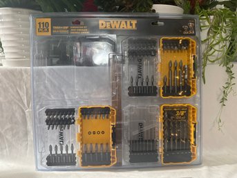 DeWalt 110pc Gold Ferrous Combination Bit Set Missing On Set Other 3 Brand New