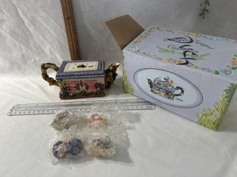 New Vintage Ducks Geese Themed Polystone Resin Trinket Box With Figures And Box