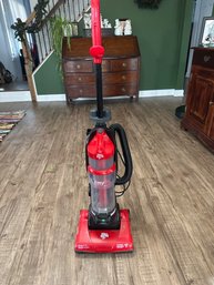 Dirt Devil Easylite Cyclonic Bagless Vacuum Tested Works Great