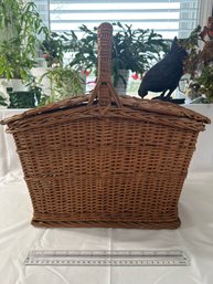 Vintage Wicker Picnic Basket Craft Sewing Shopping Basket