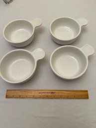 Set Of 4 CORNING WARE Grab-it Bowls French White Tab Handles Soup Cereal Casserole Baker Dish Desserts 15 Oz