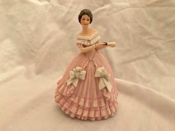 Lenox Fine Porcelain GREAT FASHIONS OF HISTORY Victorian CAROLINE 5.5 Inch Figurine