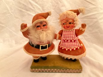 Vintage Felt Flocked Blow Mold Dancing Santa & Mrs Claus On Base, Hong Kong