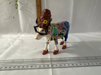 Vintage Cow Parade Figurine Beehive Bovine 9142