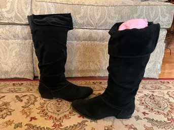 Ladies Black Style And Co. Boots Size 7.5 Professionally Cleaned