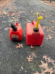 Set Of Plastic Gas Cans 1 Gallon 2 1/2 Gallon