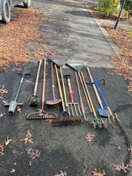 Lot Of Assorted Gardening And Lawn Tools In Excellent Condition