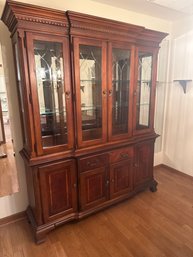 Beautiful Broyhill Tapestry Furniture Dining Room Hutch