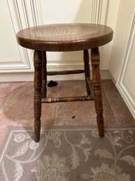 18 Inch Tall Vintage Spindle Leg Stool