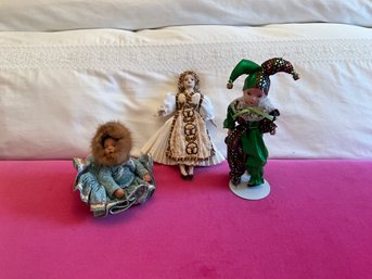 Lot Of Vintage Porcelain Dolls