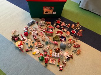 Large Lot Of Assorted Christmas Ornaments And 80 Liter Bin Tote With Cardboard Dividers