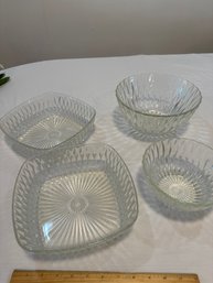 Vintage Duralex Diamond Pattern 2 Round Nesting Serving Bowls And 2 Square Serving Bowls