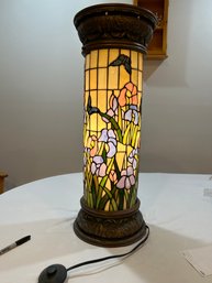 Tiffany Style 30 Inch Floral Design Push Button Lamp Works Great Beautiful Piece