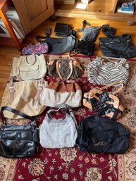 Huge Lot Of Ladies Fashion Purses, Handbags, Totes Pocketbooks