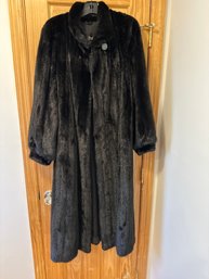 Fur Vault At Macys Ladies Size 8 Black Mink Full Length Fully Lined Coat