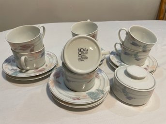 Studio Nova Fine China Tea Setting For 8 One Chipped Saucer