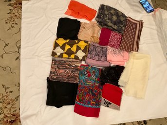 Large Lot Of 15 Ladies Dress Scarves Scarfs See All Photos