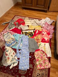 Large Lot Of Aprons And A Few House Coats See All Photos
