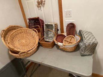 Lot Of Assorted Baskets Various Sizes In Great Condition 100 Different Uses
