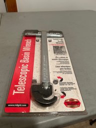 Brand New Ridgid Telescopic Basin Wrench 3/8 - 1 1/4 Capacity Model No 1017 Great Tool To Have