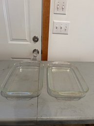 Two Pyrex Baking Dishes 14x9 1/4x 2 1/4 Need A Little Scrubbing But Great Condition