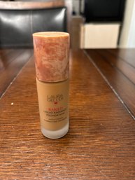 Laura Geller Baked Liquid Radiance Foundation With Color Correcting Pigments Color Tan