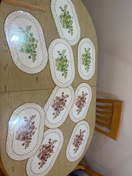 Vintage Lot Of 9 Green And Brown Patchwork Floral 17x11 Placemats