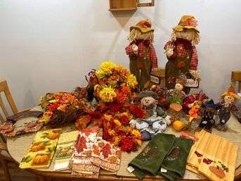 Fall Home Indoor Outdoor Decor Scarecrows Floral Table Decor Towels Swag Wreath See Photos